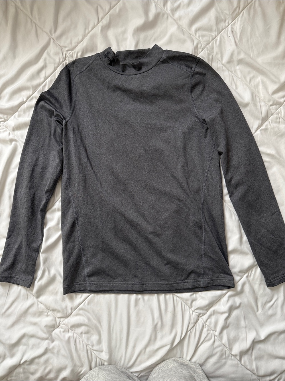 Under Armour Big Boys Long-Sleeve Black Performance Top, mock turtle neck